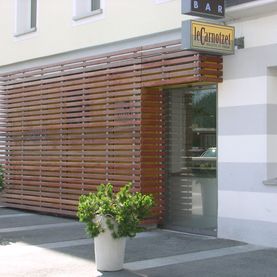 Terrasse/Pizza Eingang St.Moritz 2003